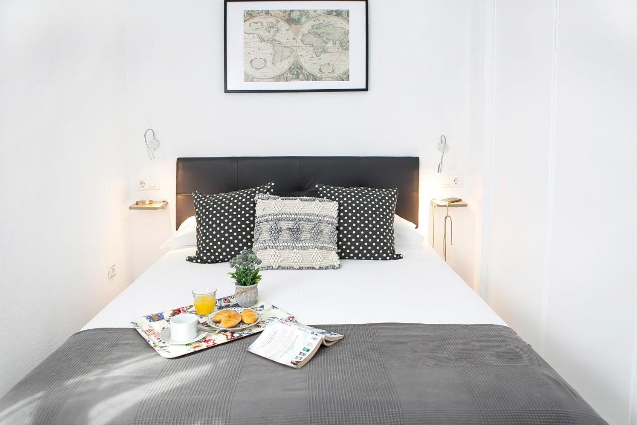 Apartamentos Rg Arenal II Sewilla Zewnętrze zdjęcie